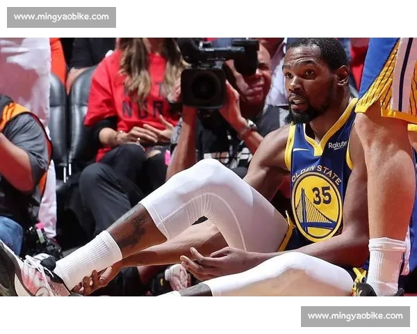 NBA比赛暂停背后教练密谋策略商讨全程揭秘剧本内幕揭秘